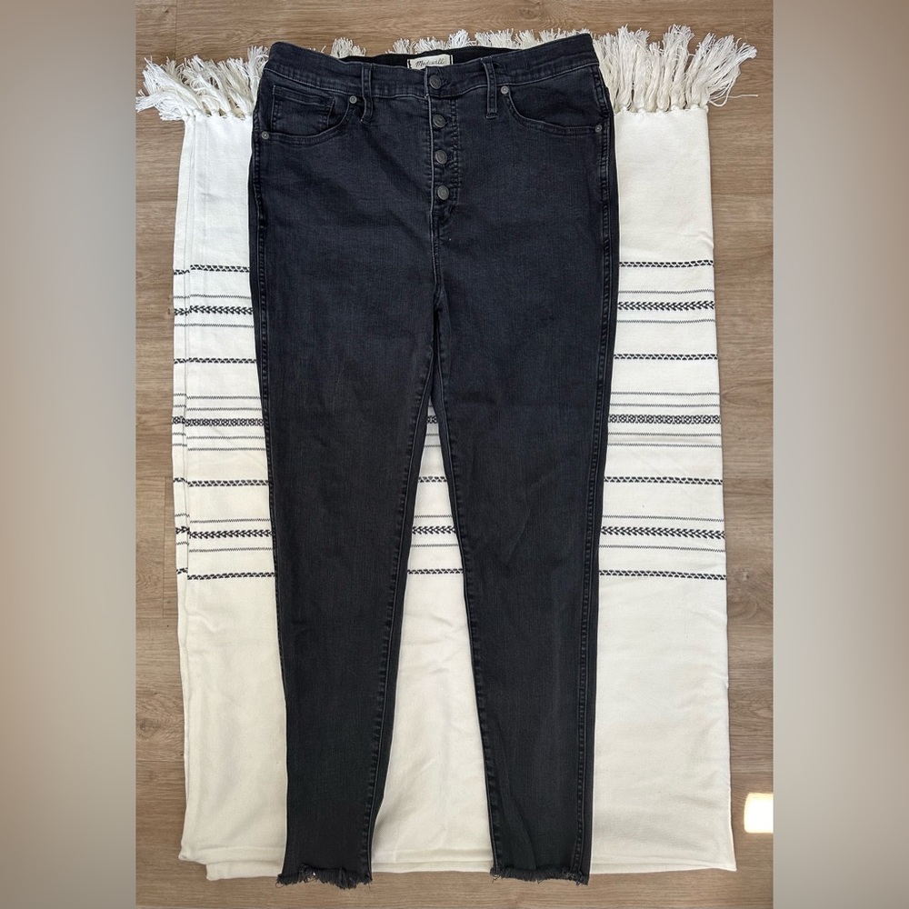 Madewell High Rise Skinny Jean - Button Front - Black - Size 32